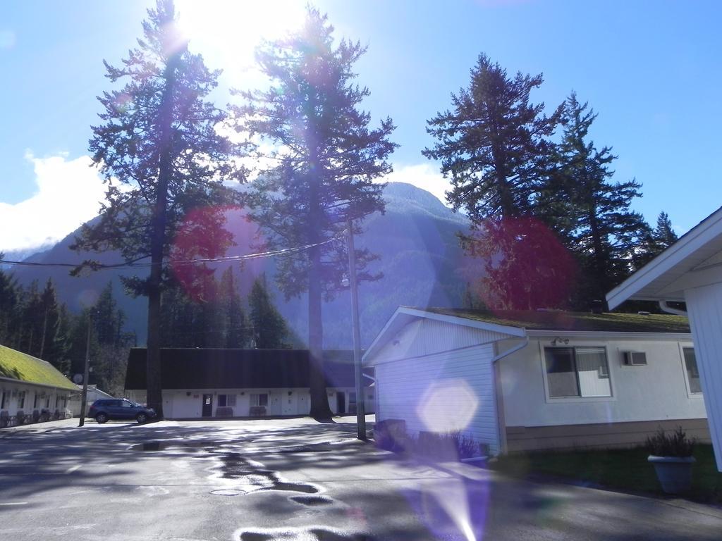 Skagit Motel โฮป ภายนอก รูปภาพ